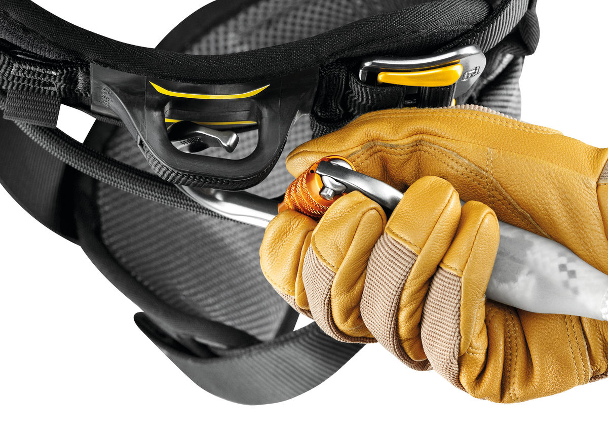 C085AA-ASTRO-SIT-FAST-view-2_LowRes.jpeg